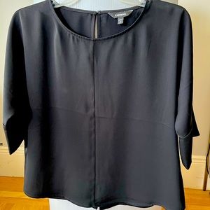 Express short sleeve crew neck blouse - XS, NWOT